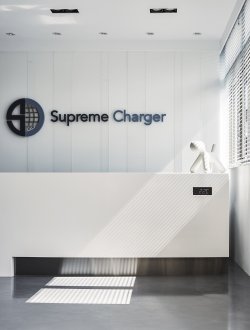 室內設計-商業空間風:Supreme Charger Office